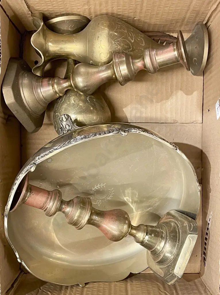 Small Quantity of Assorted Metal ware Including Brass Candlesticks Image 1++