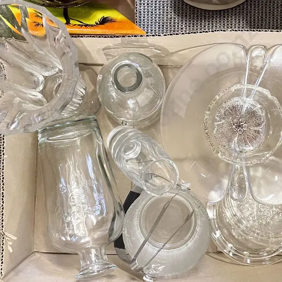 Box of Assorted Glassware