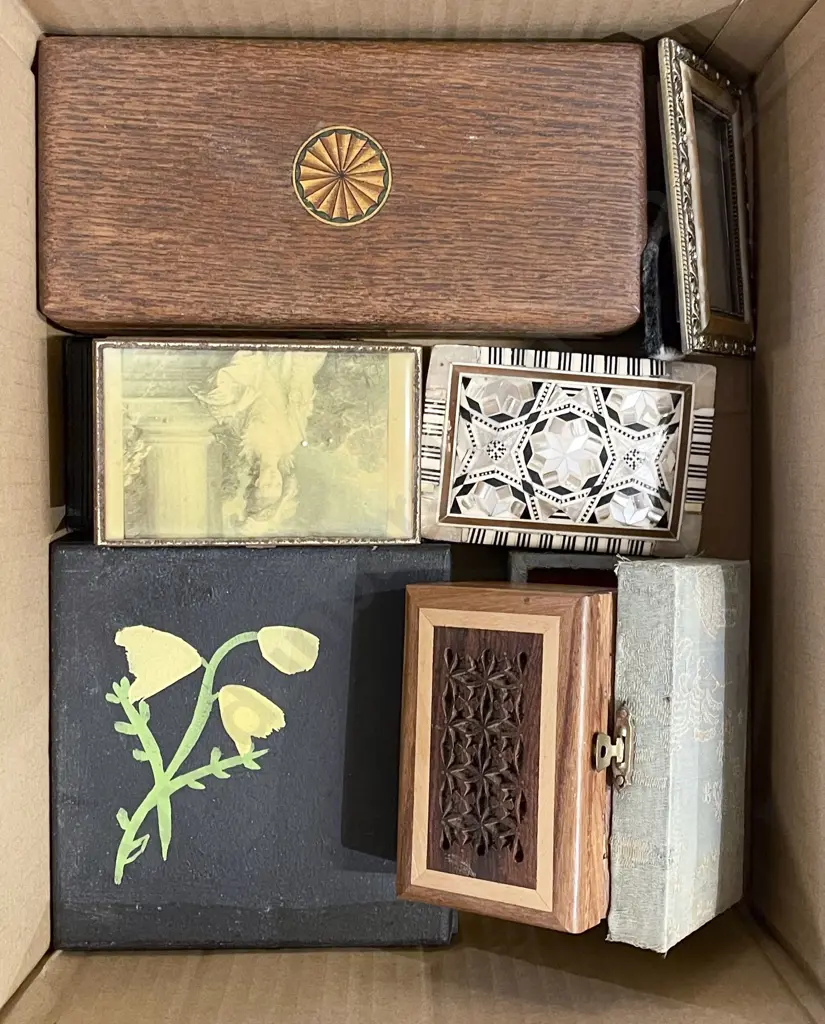 Quantity of Assorted Jewellery Boxes etc Image 1++