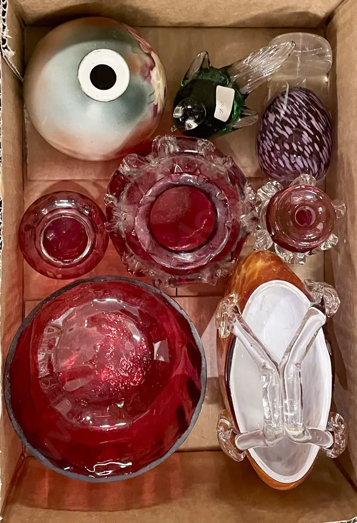 Quantity of Assorted Art Glass etc Image 1++