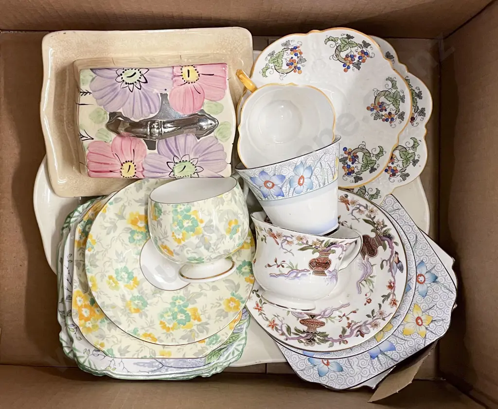 Box of Assorted Fancy China Image 1++