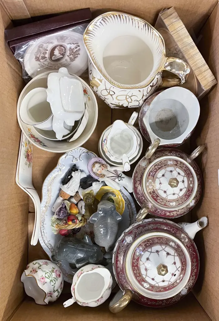 Box of Assorted Fancy China Image 1++