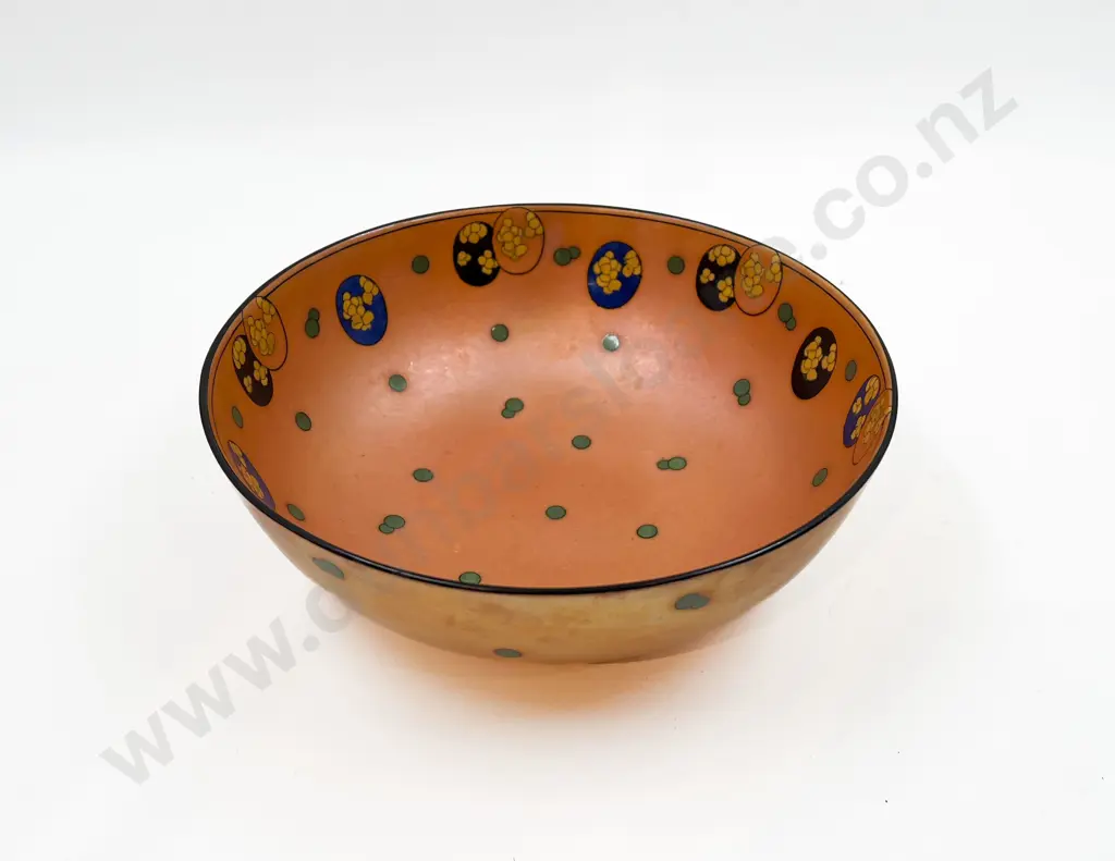 Royal Doulton Luster Bowl Image 1++