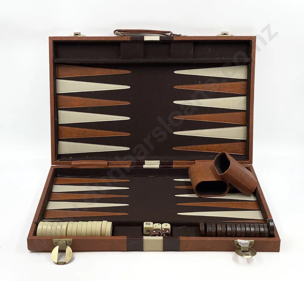Cased Backgammon Set Image 1++