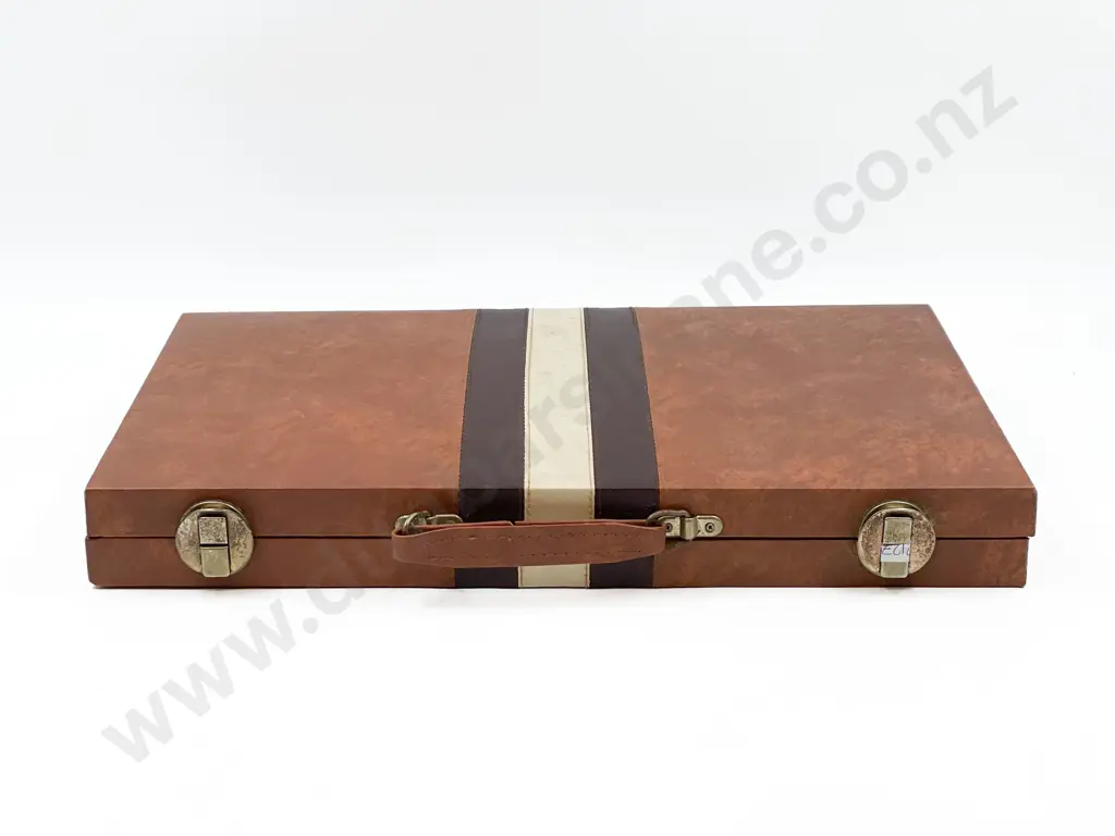 Cased Backgammon Set Image 1++