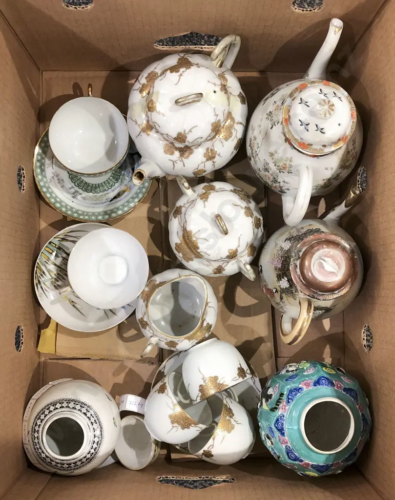 Box of Assorted Fancy China Image 1++