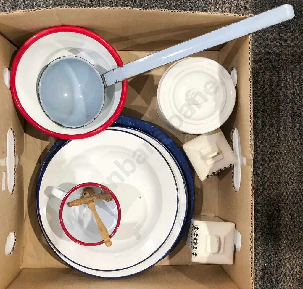 Box of Assorted Enamel Kitchenware Etc. Image 1++