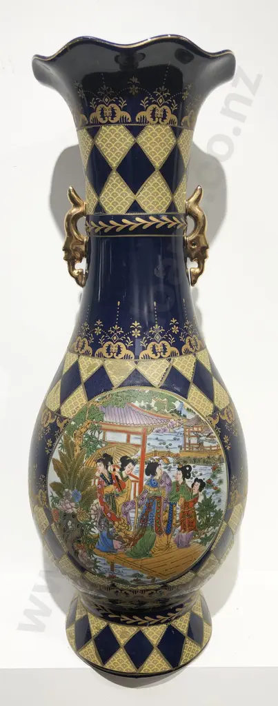 Japanese Vase Image 1++