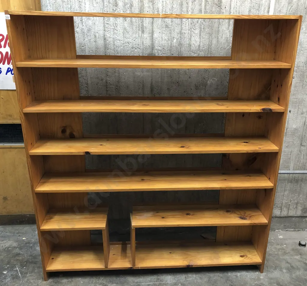 Modern Bookshelf Image 1++