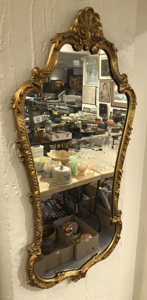 Gilt Framed Wall Mirror Image 1++