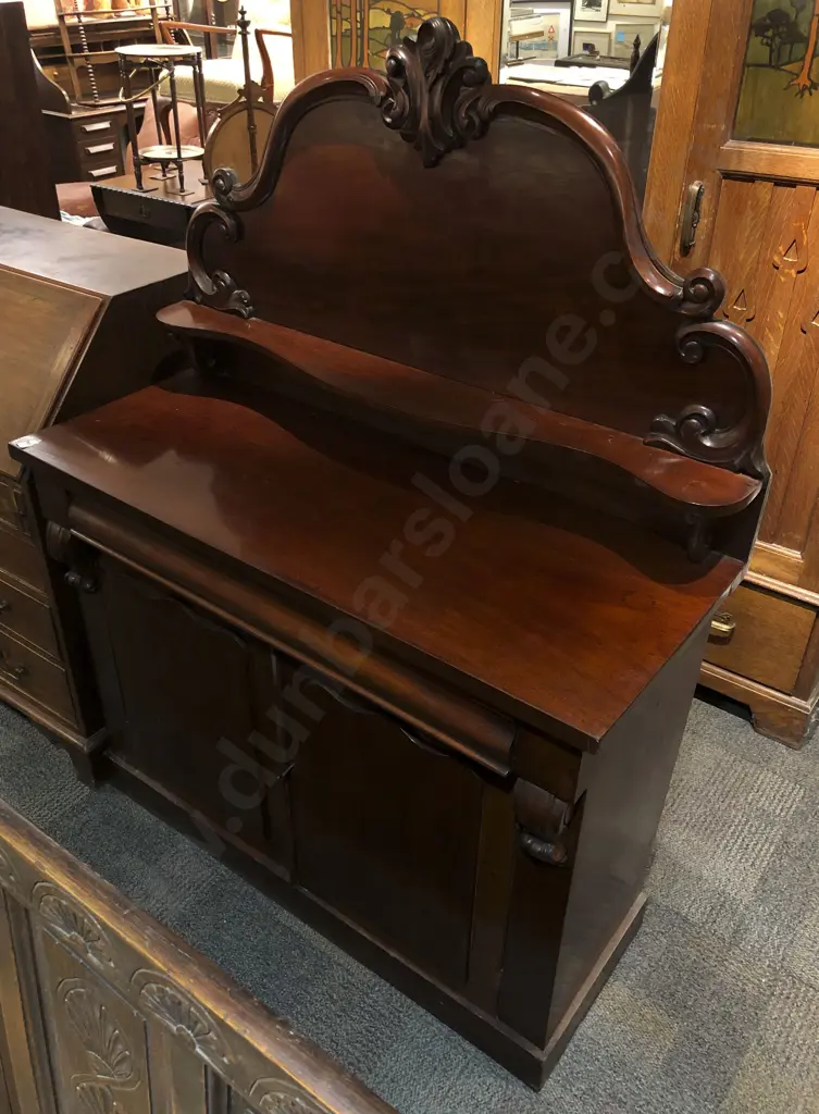 Victorian Mahogany Sideboard with Shelf Gallery Back Image 1++