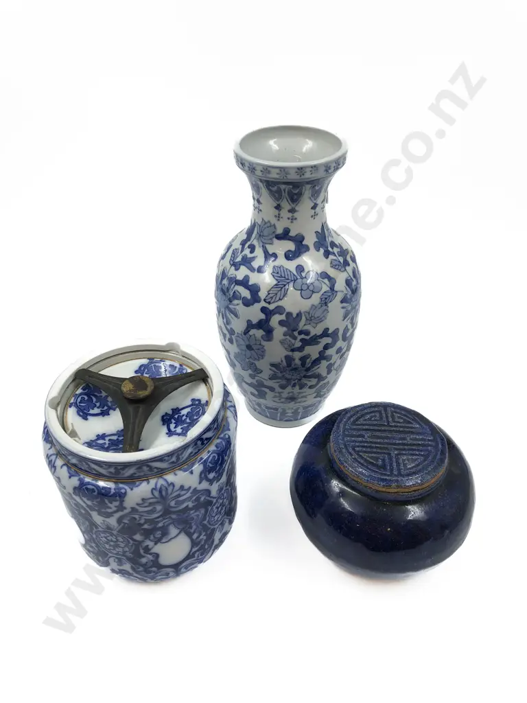 Blue and White Vase Tobacco Jar and Ginger Jar Image 1++