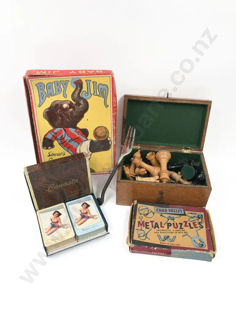 Boxed Chess Set and other Games Image 1++