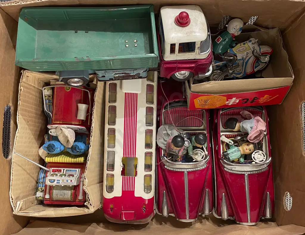 Box of Assorted Vintage Toys Image 1++