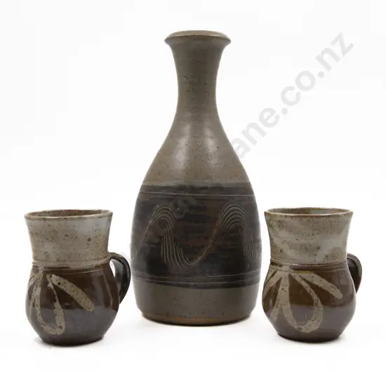 Vase With Combed Pattern & Two Mugs (3)