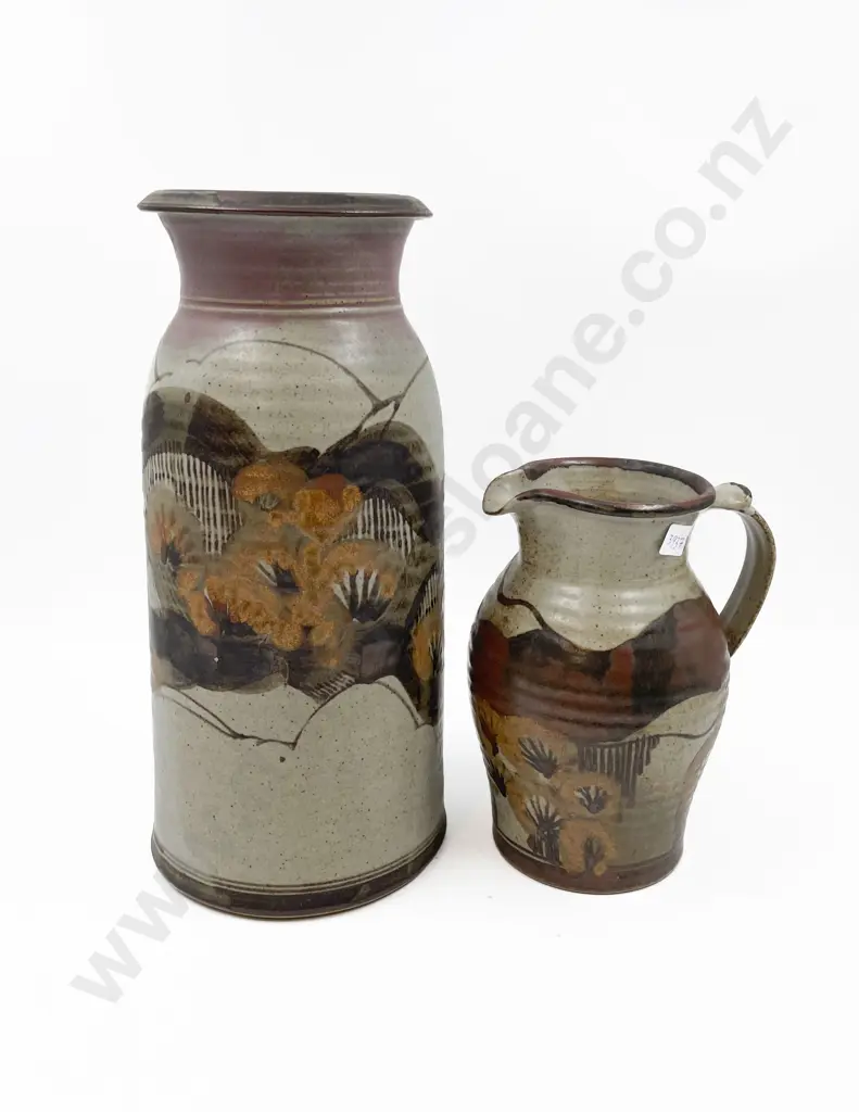 NZ Pottery Pictoral Vase and Jug Image 1++