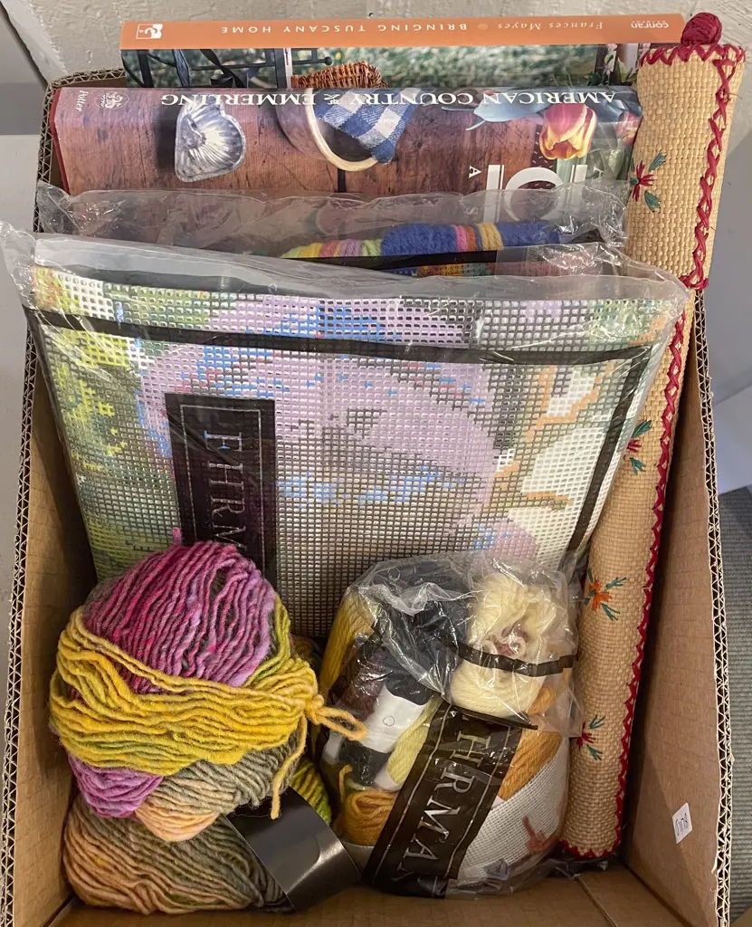 Two Tapestries Packs with Craft Books and Various Image 1++