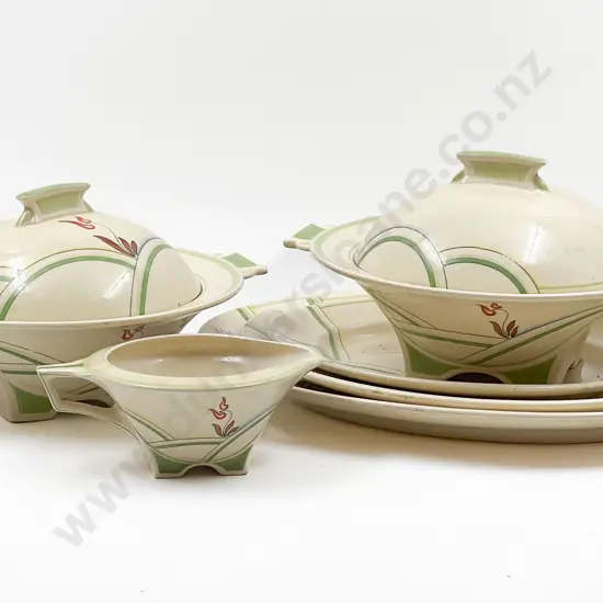 Six Pieces of RD Dubarry Patterned Dinner China