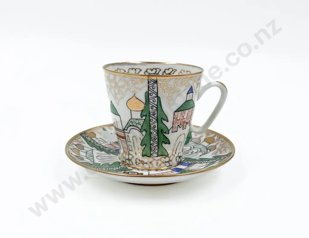 Small Russian Lacquered Box and Porcelain Demi-Tasse Cup and Saucer Image 1++
