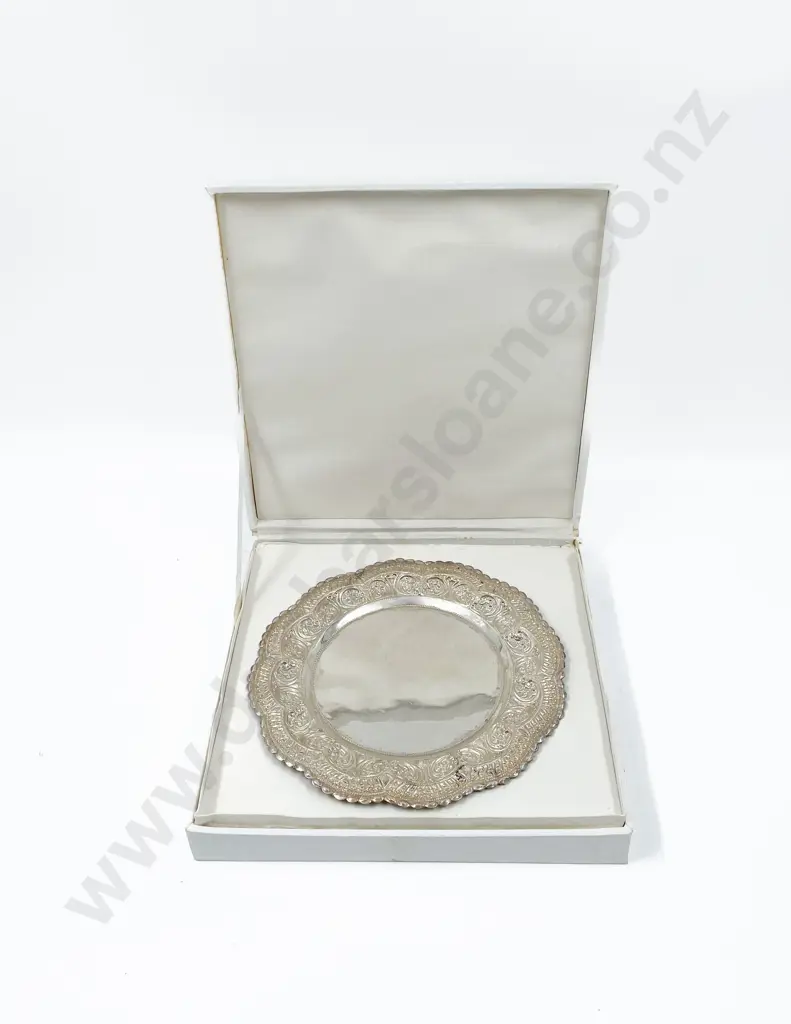 Arabian Silver Dish in Presentation Box Image 1++