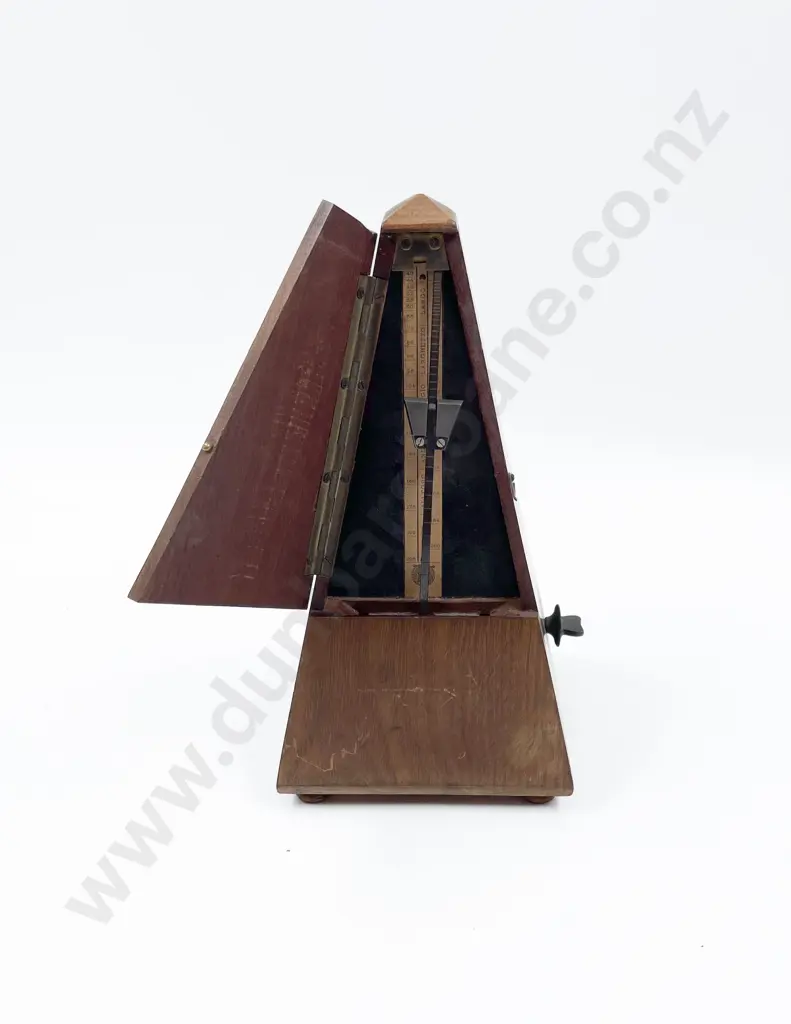 Metronome Image 1++