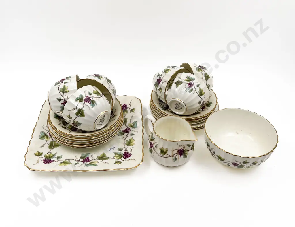Royal Worcester " Bacchana" Part Tea Set Image 1++