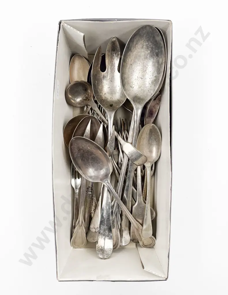 Quantity of Assorted Cutlery Image 1++