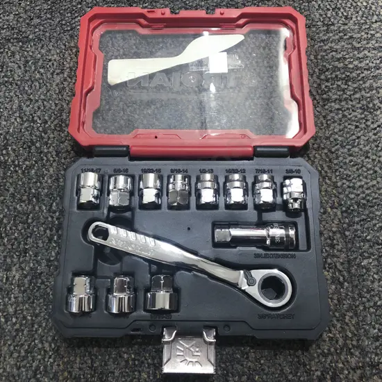 Cased Trojan 13 Piece Socket Set