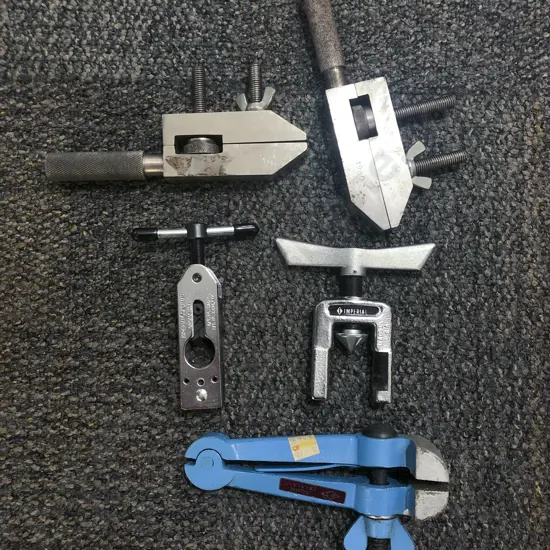 Small Qty of Assorted Vintage Clamps and Vices