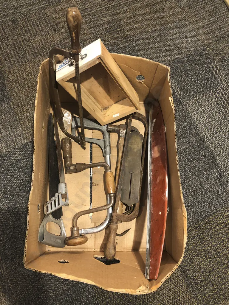 Large Qty of Assorted Vintage Saws and Tools etc Image 1++