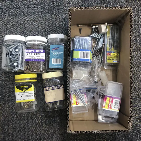 Qty of Assorted Screws etc