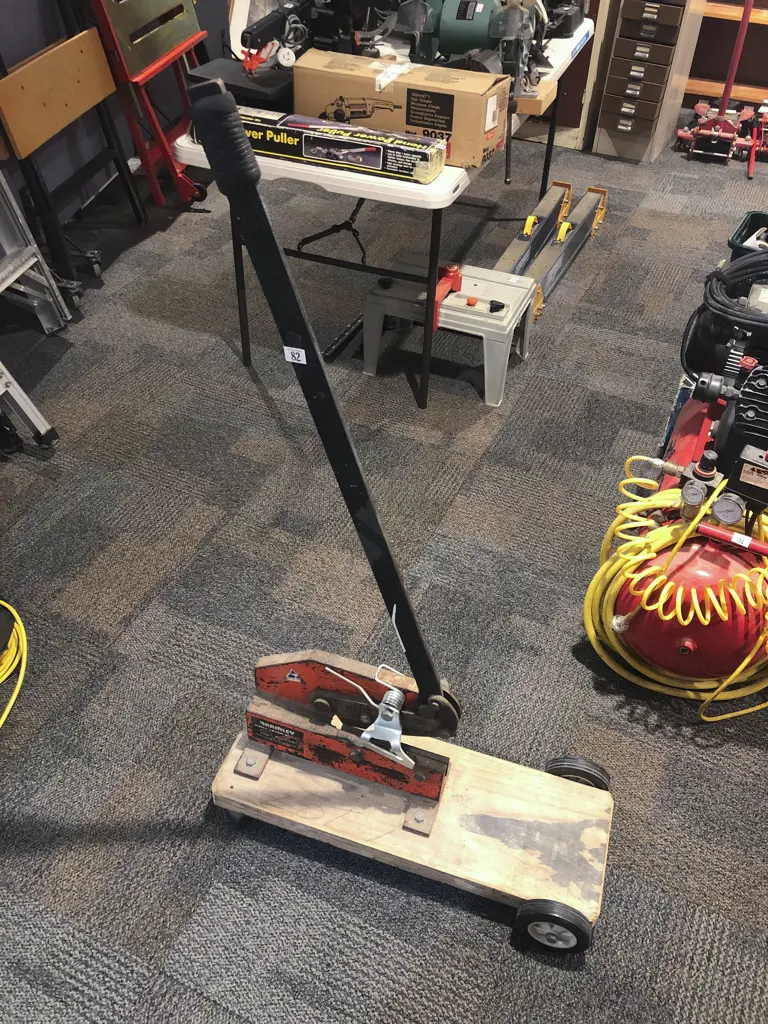 Bramley Hand Lever Shear Mounted on Trolley Image 1++