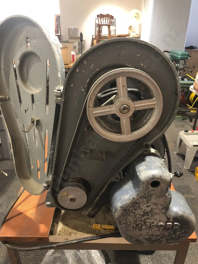 ***Vintage Myford Industrial Lathe ***PLEASE NOTE ADDED TOOLBOX AND CASED GEARS*** Image 1++