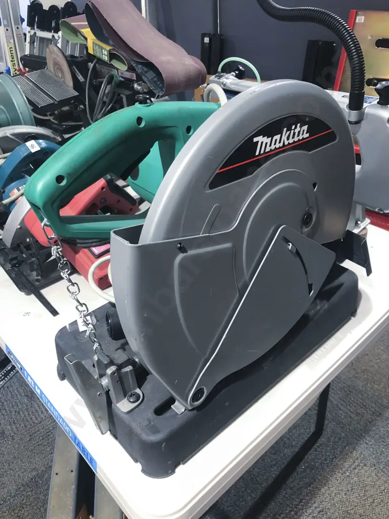 Makita 355mm Circular Bench Saw Image 1++