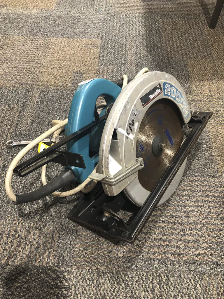 Makita Circular Saw Image 1++