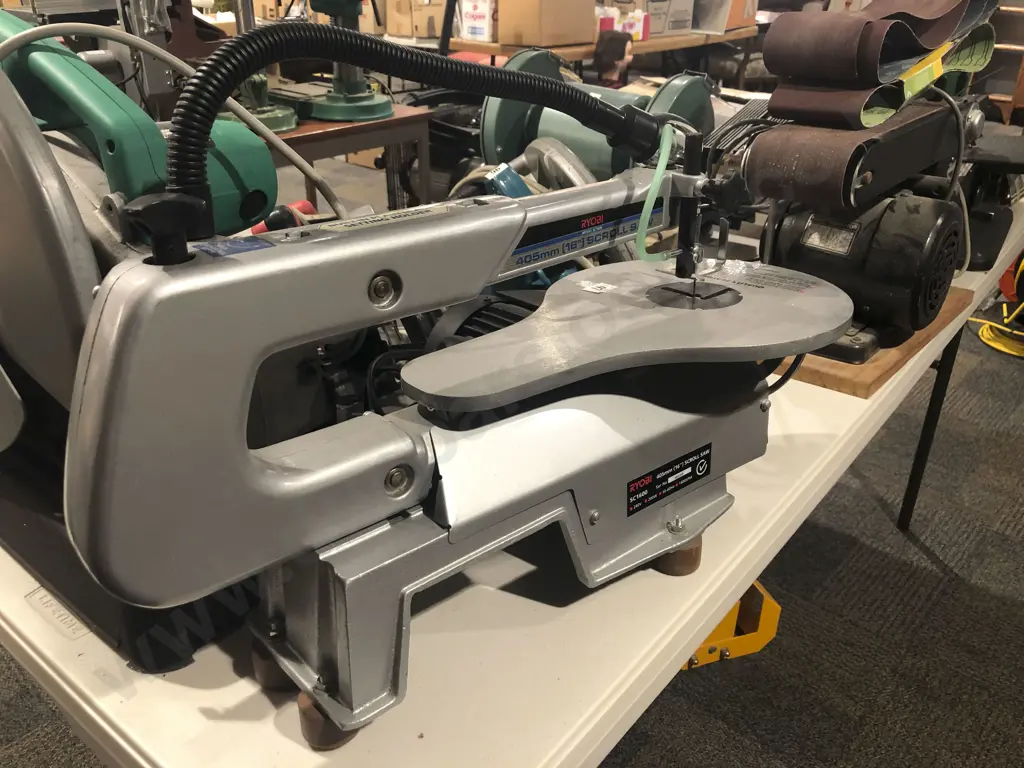 Ryobi 405mm Scroll Saw Image 1++