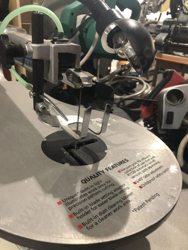 Ryobi 405mm Scroll Saw Image 1++