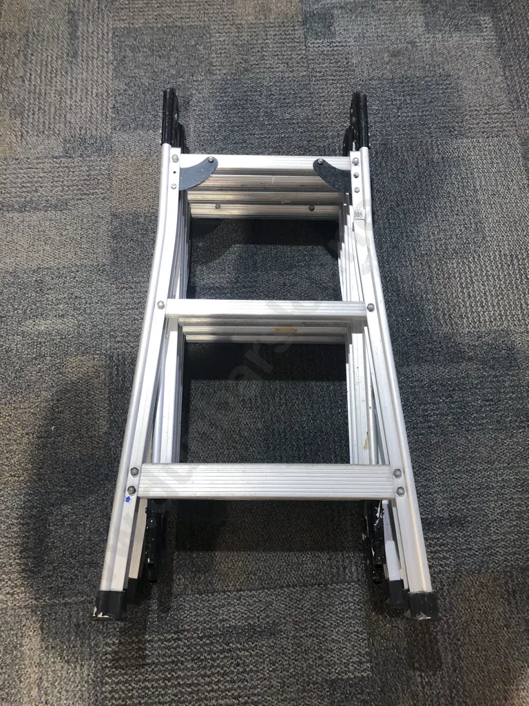Folding Trestle Ladder Image 1++