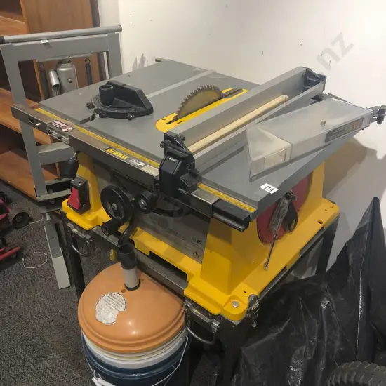 DeWalt Table Saw