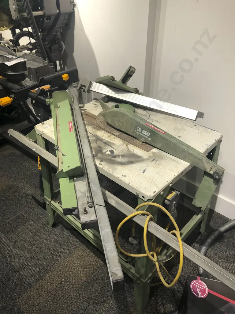 Bench Table Saw (Unassembled) Image 1++