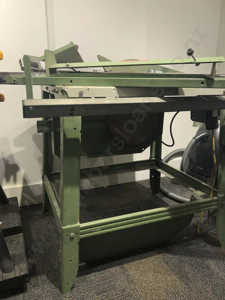 Bench Table Saw (Unassembled) Image 1++