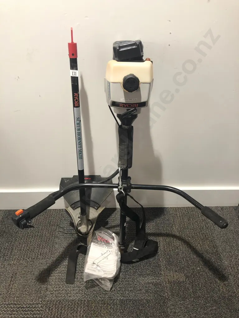 Ryobi Scrub Hornet NK III Image 1++