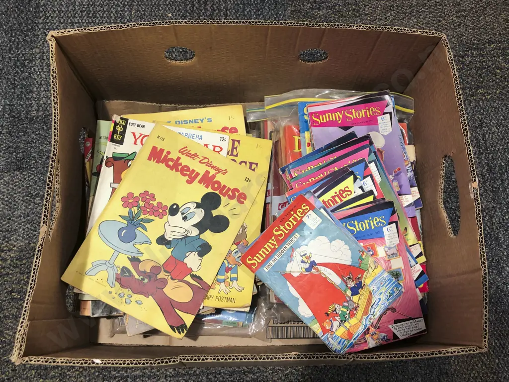 Quantity of Assorted Vintage Walt Disney Comics etc Image 1++