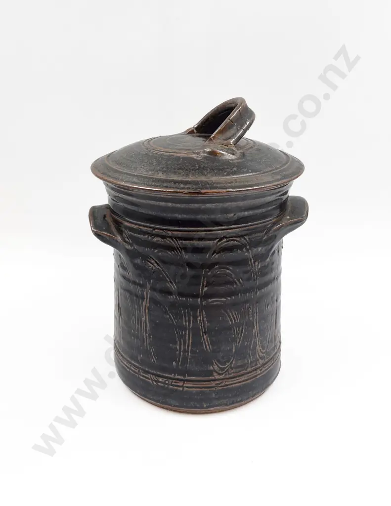 Peter Stichbury Lidded Jar Image 1++