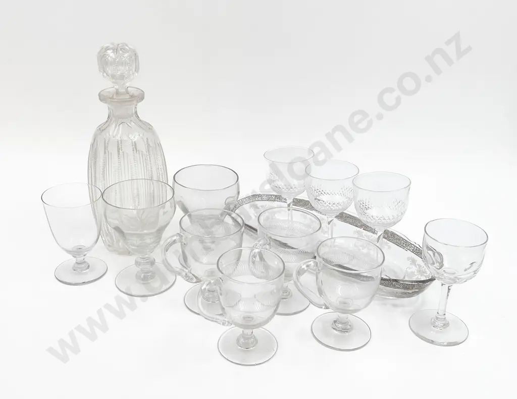 Small Glass Decanter with Assorted Glassware Image 1++