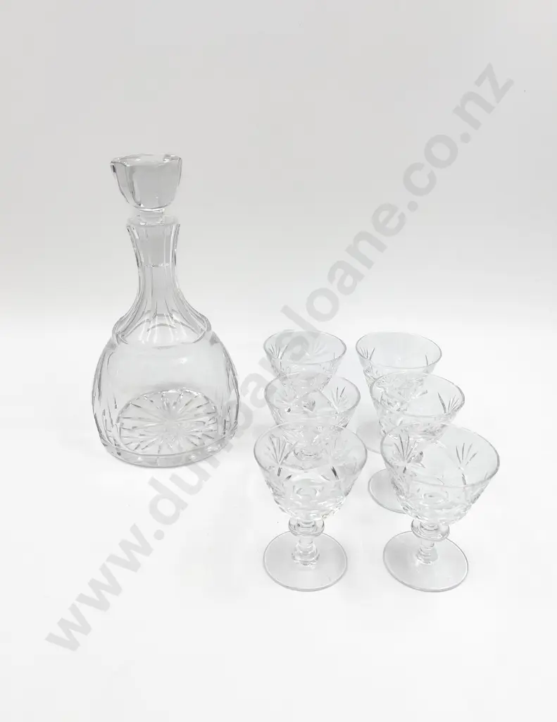 Crystal Decanter and Six Port Glasses Image 1++