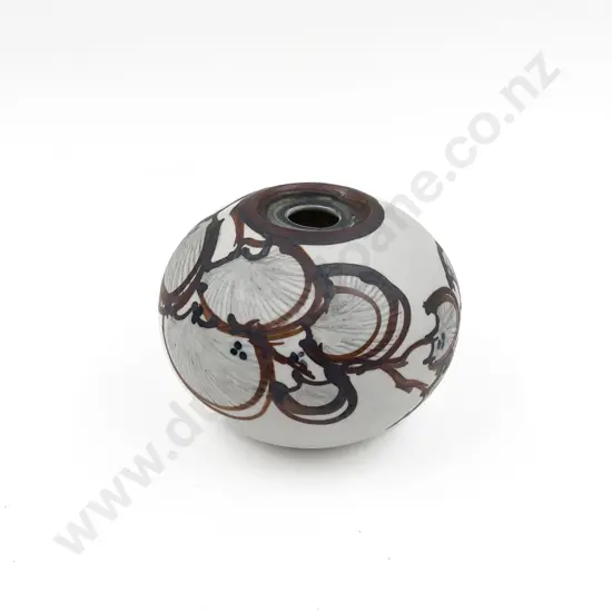 Squat Ovoid Vase