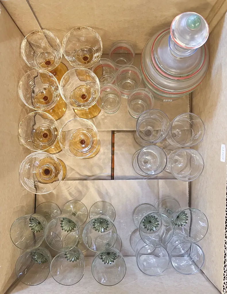 Quantity of Assorted Glassware Including Decanter Image 1++