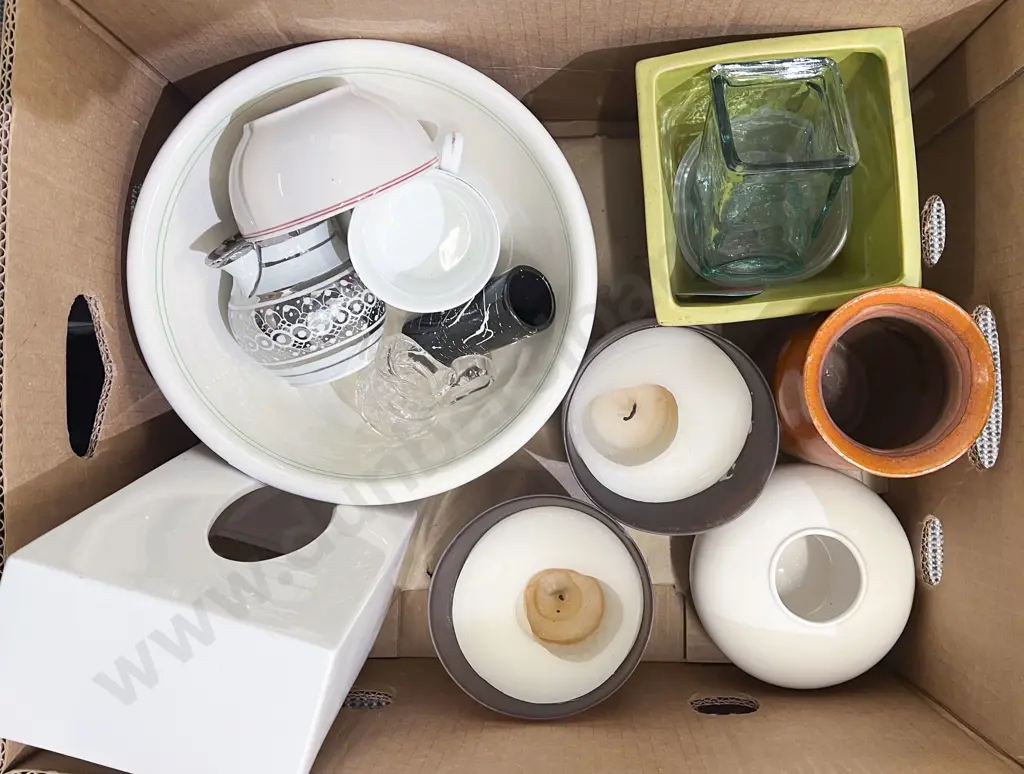 Quantity of Assorted Including Candleholders and Small Crown Lynn Bowl etc Image 1++