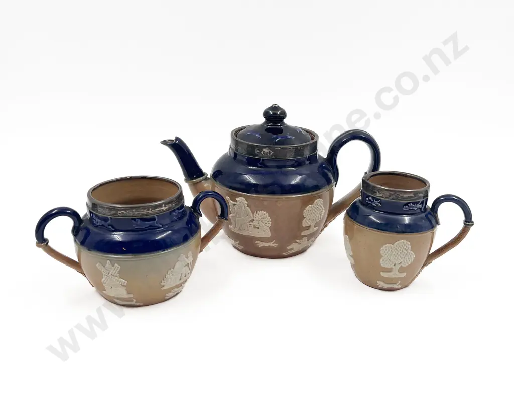 Three Pieces of RD Stoneware Image 1++